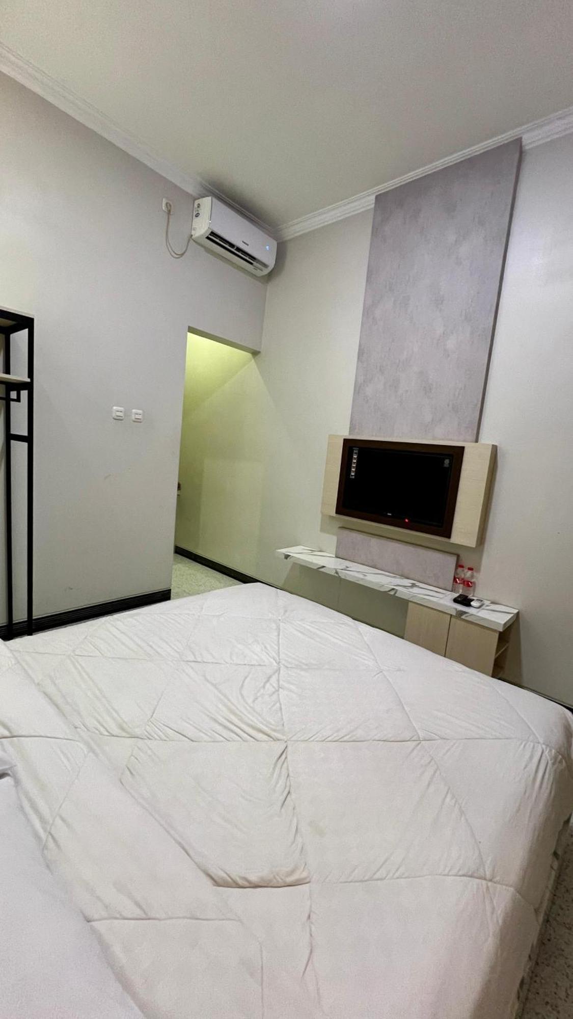 Oku Guest House Giri  Esterno foto