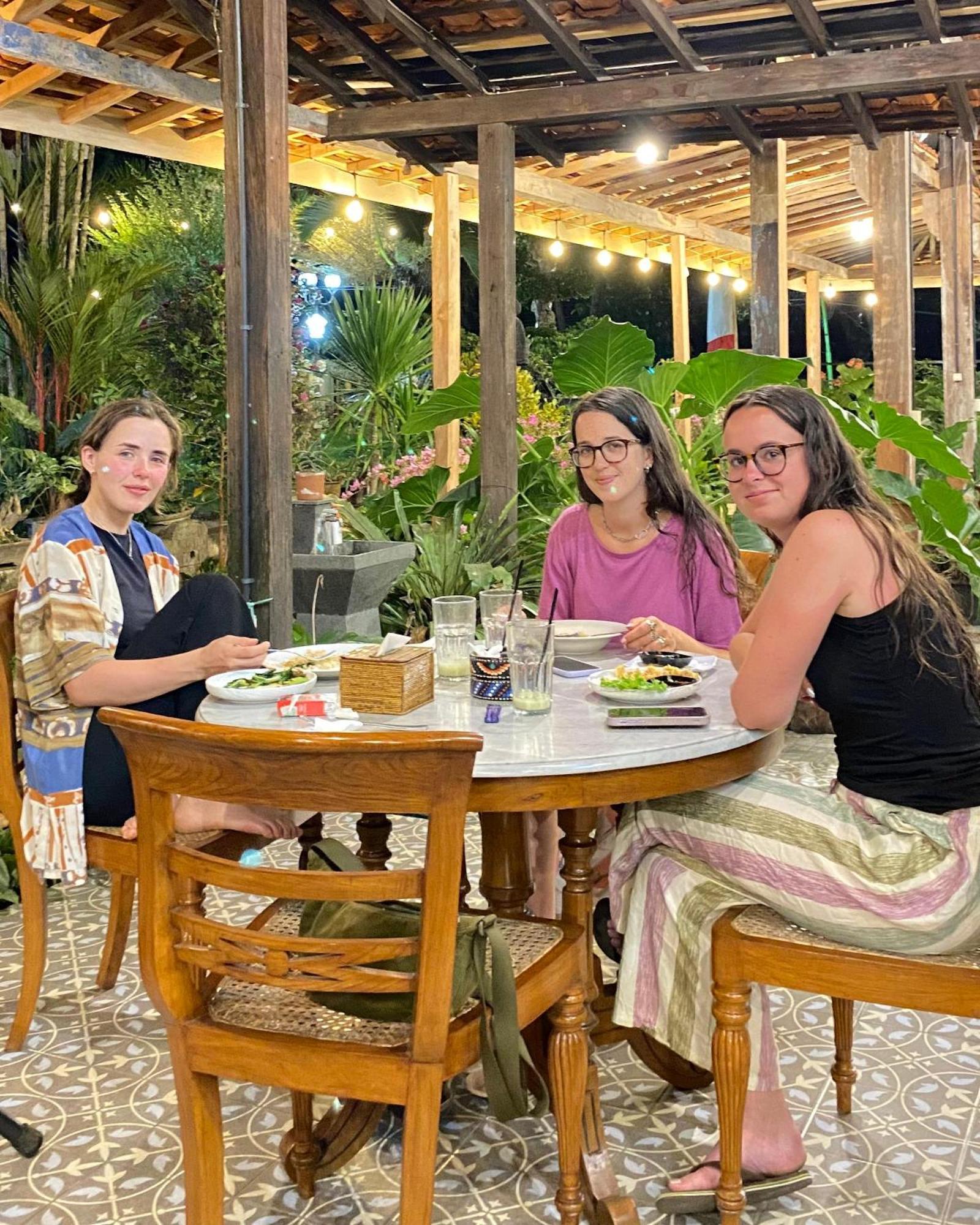 Oku Guest House Giri  Esterno foto